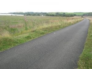 biketrack-past-hillend-loch